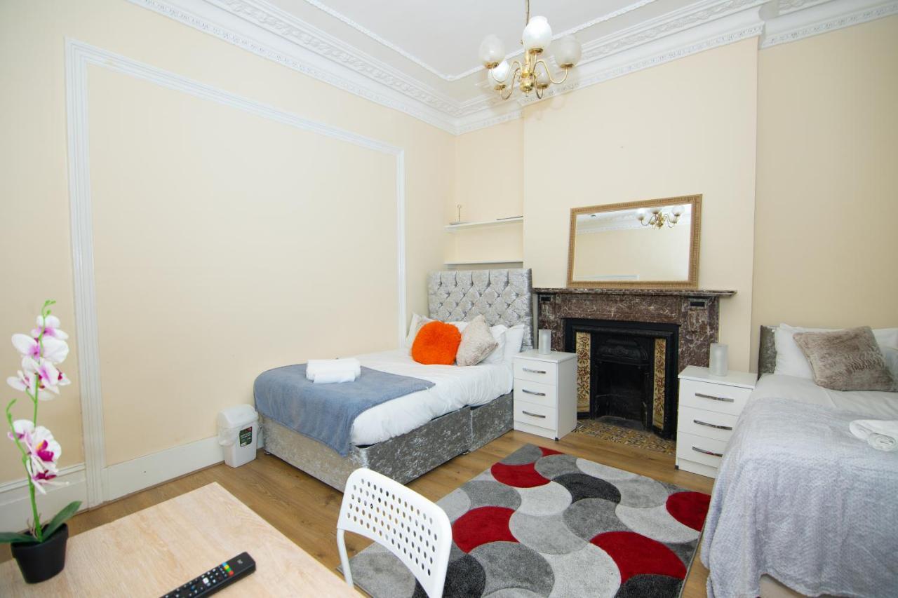 אילפורד Victorian Woods Bnb מראה חיצוני תמונה