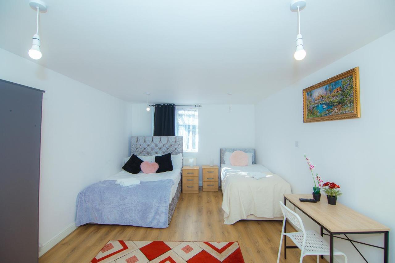 אילפורד Victorian Woods Bnb מראה חיצוני תמונה