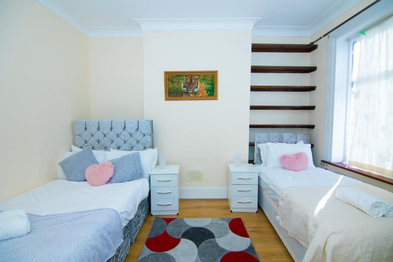 אילפורד Victorian Woods Bnb מראה חיצוני תמונה