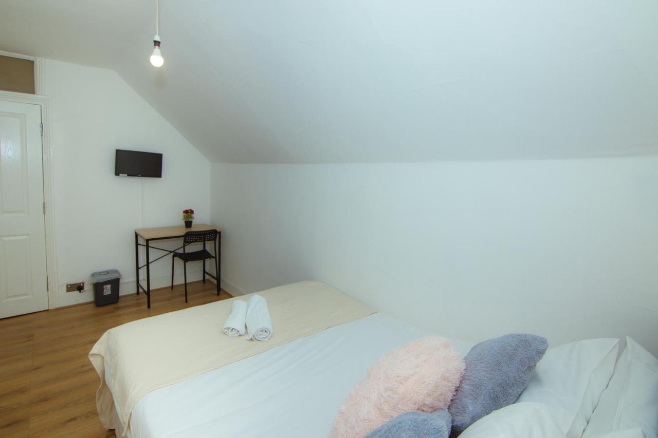 אילפורד Victorian Woods Bnb מראה חיצוני תמונה