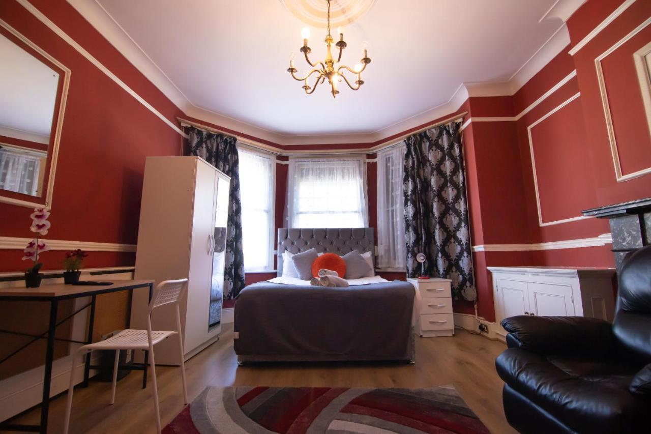 אילפורד Victorian Woods Bnb מראה חיצוני תמונה