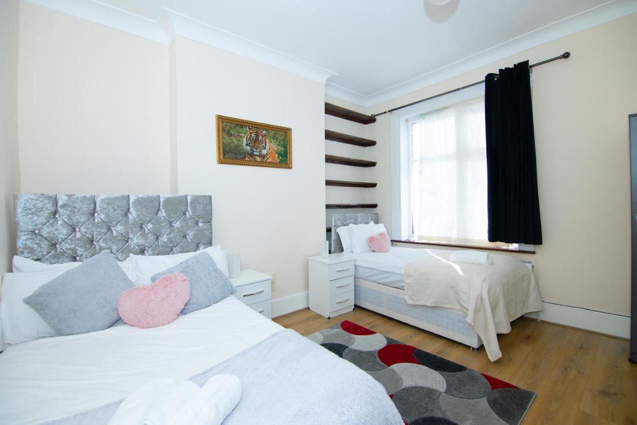 אילפורד Victorian Woods Bnb מראה חיצוני תמונה