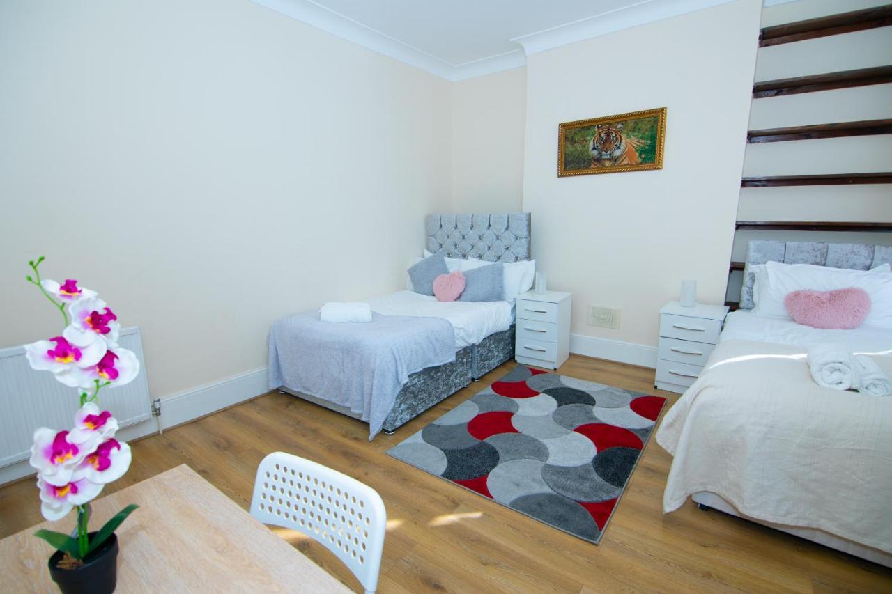 אילפורד Victorian Woods Bnb מראה חיצוני תמונה