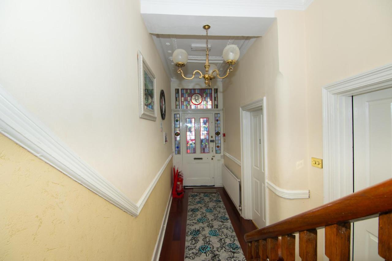 אילפורד Victorian Woods Bnb מראה חיצוני תמונה