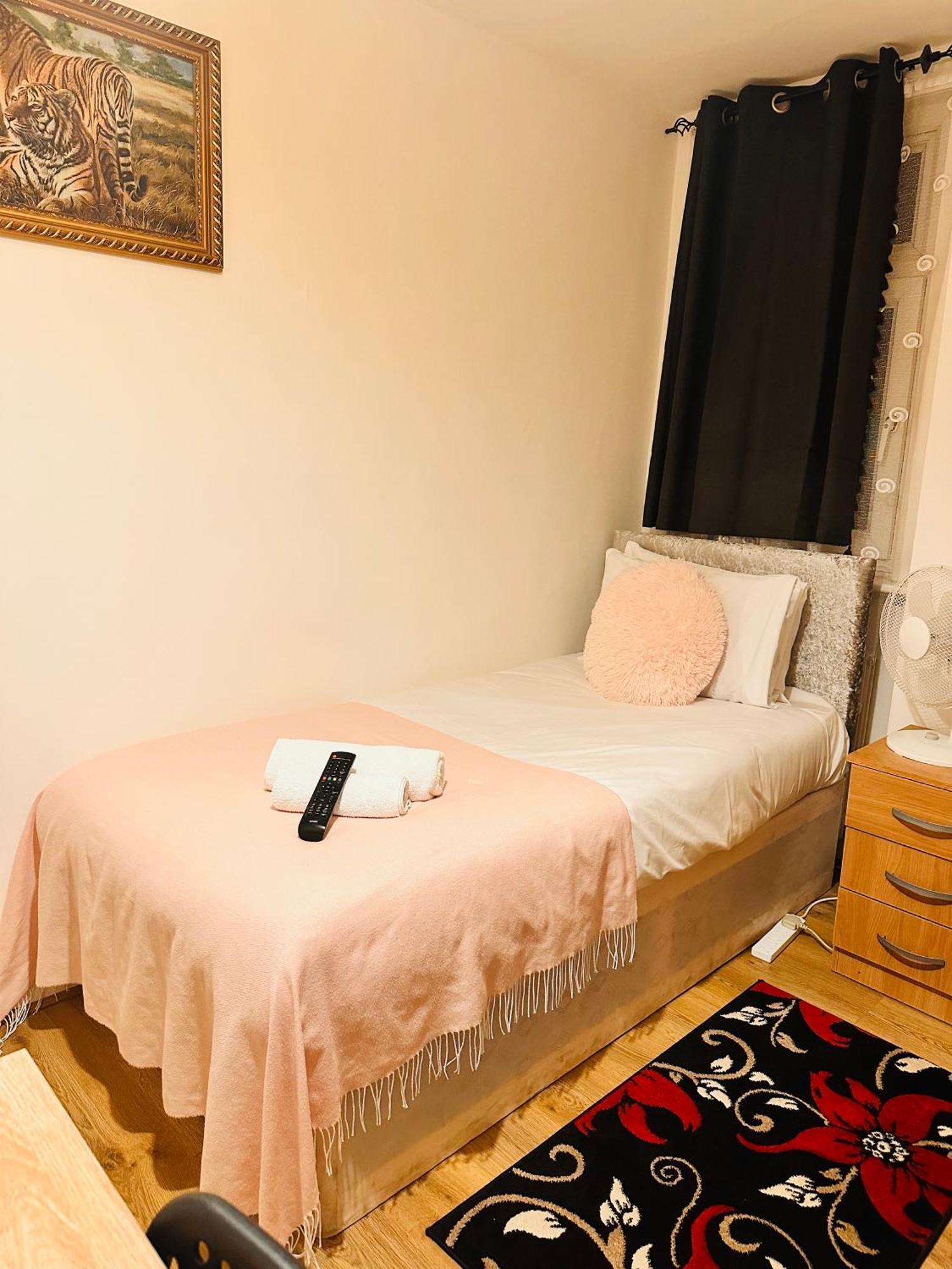 אילפורד Victorian Woods Bnb מראה חיצוני תמונה