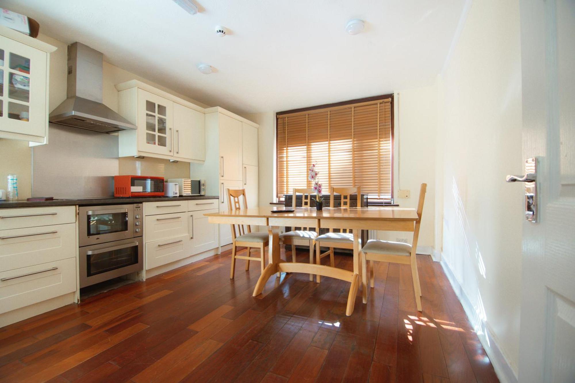 אילפורד Victorian Woods Bnb מראה חיצוני תמונה